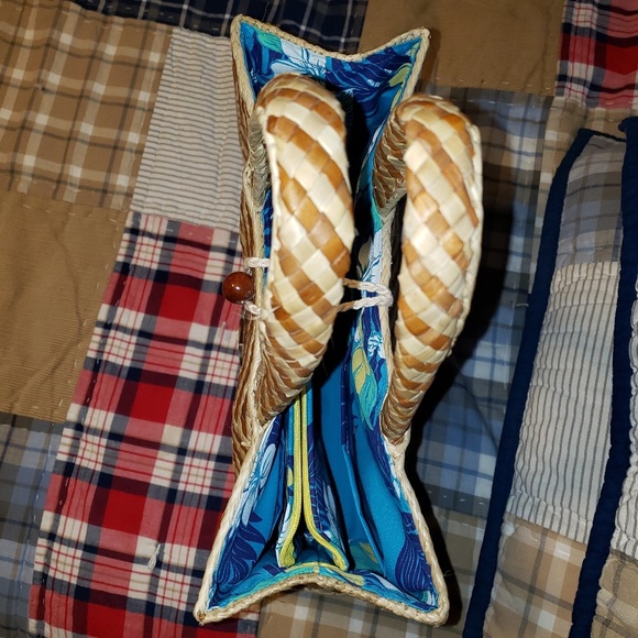 Handmade Purse - Picture 2 of 3